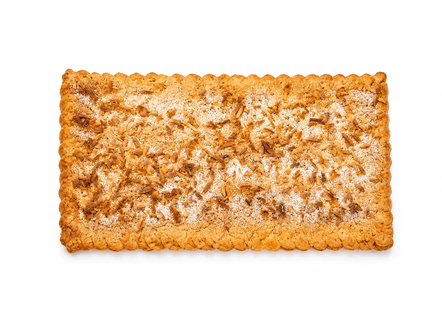 COCA HOJALDRE CHICHARRONES